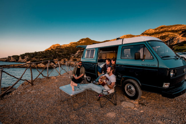 Lazy Bus Mallorca Lifestylefotografie Karin Lohberger Photography