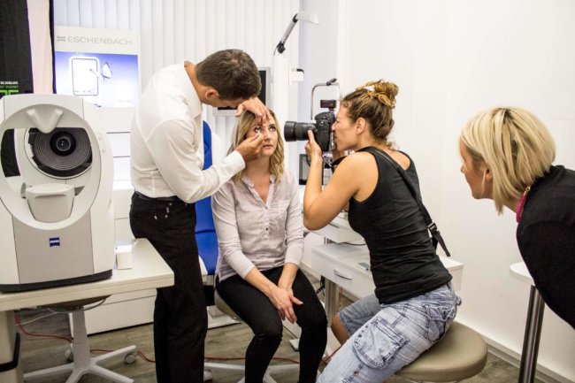 Backstage Karin Lohberger Werbefotografin