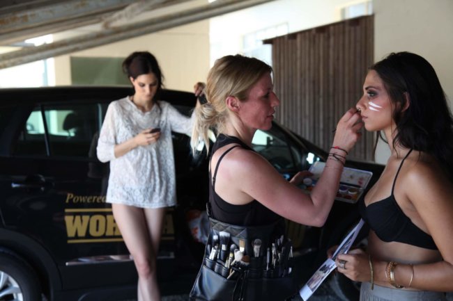 Backstage Karin Lohberger Werbefotografin